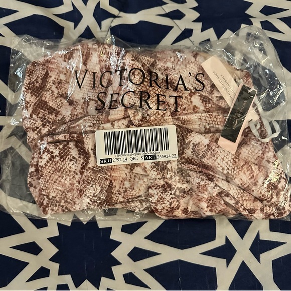 NWT Victoria’s Secret Sexy Snake Print Plunge One Piece Swimsuit | SMALL - Picture 3 of 5